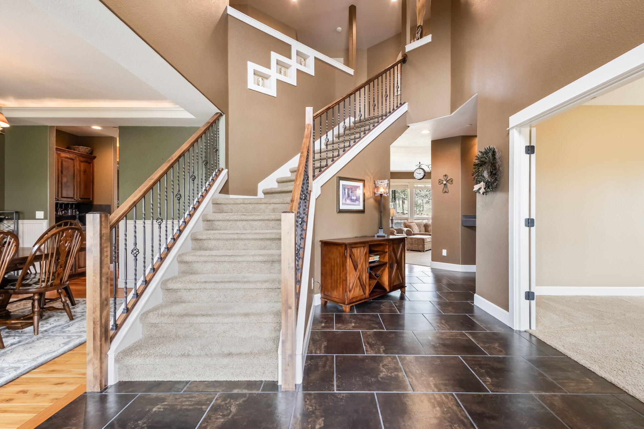 Mountain Ridge Est. - Residential