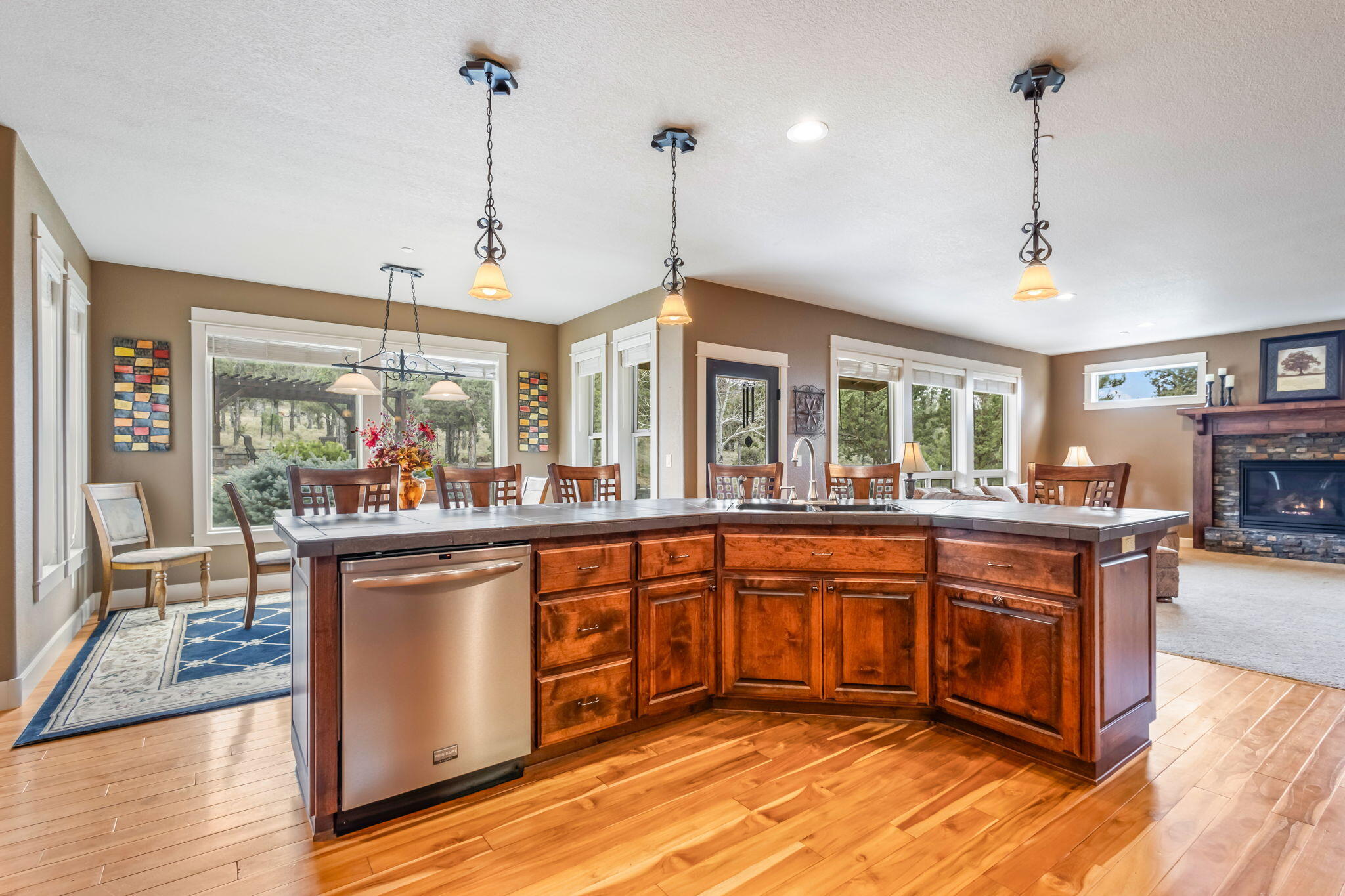 Mountain Ridge Est. - Residential