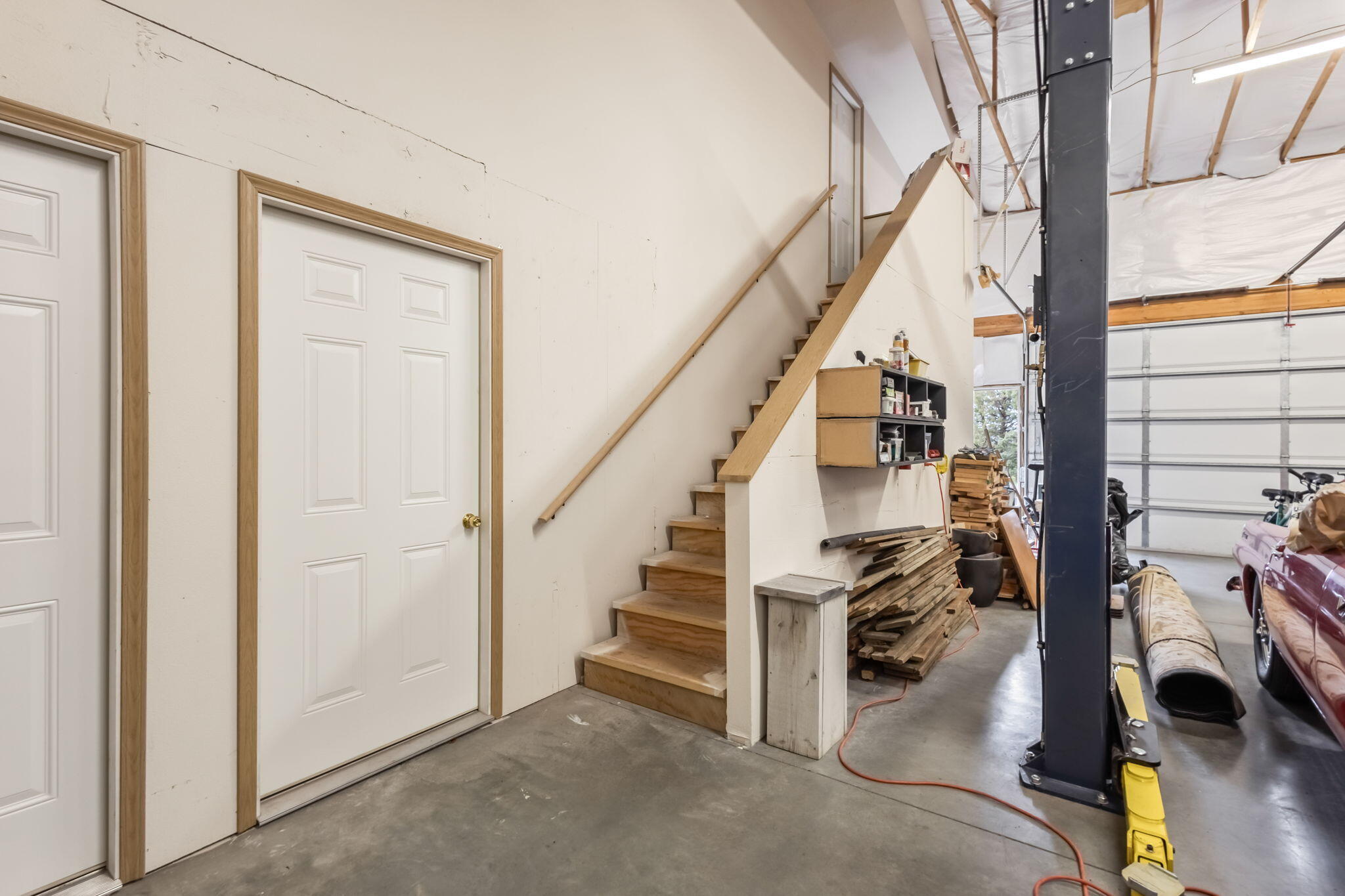 Mountain Ridge Est. - Residential