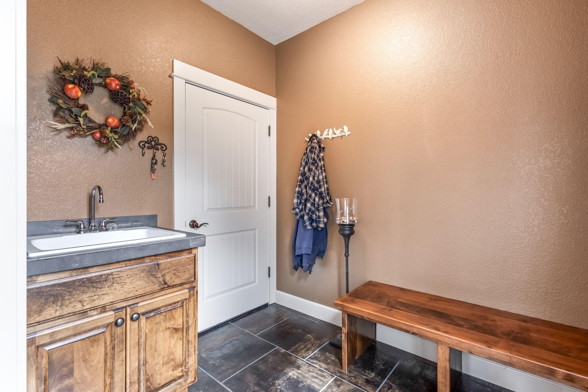 Mountain Ridge Est. - Residential