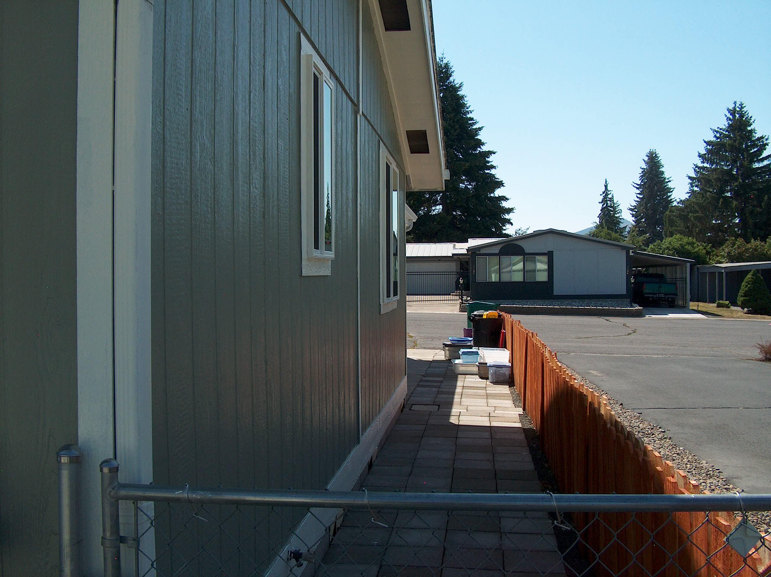 Country Green - Residential