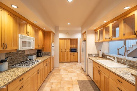 Tiny photo for 56978 Peppermill Circle #04-I, Sunriver, OR 97707 (MLS # 220229909)