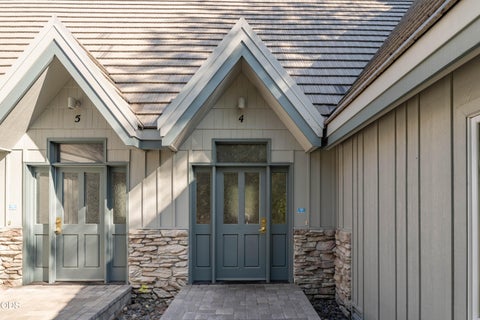 Tiny photo for 56978 Peppermill Circle #04-I, Sunriver, OR 97707 (MLS # 220229909)
