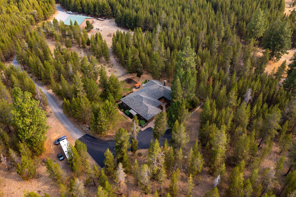 Pinewood Country Est - Residential