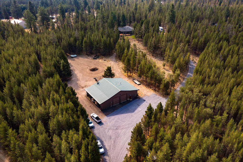 Pinewood Country Est - Residential