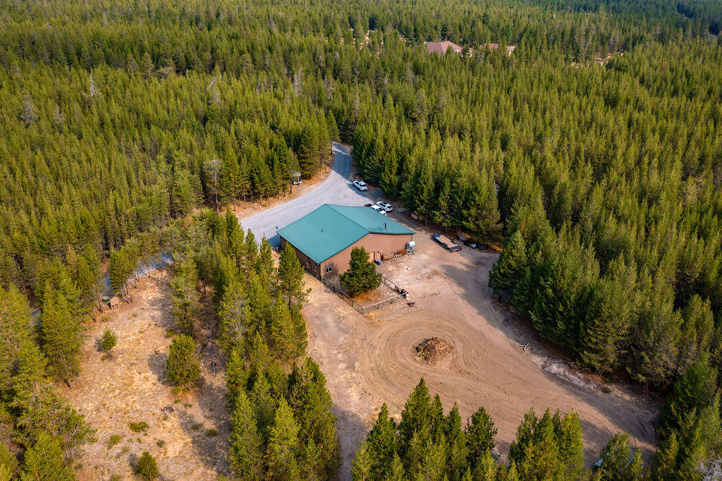 Pinewood Country Est - Residential