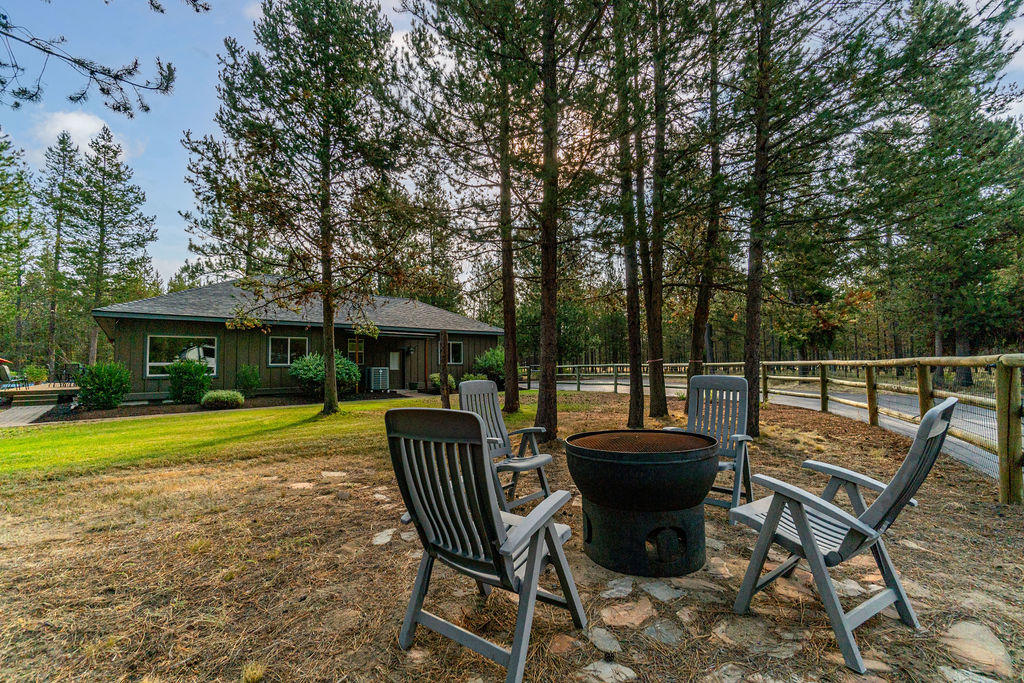 Pinewood Country Est - Residential