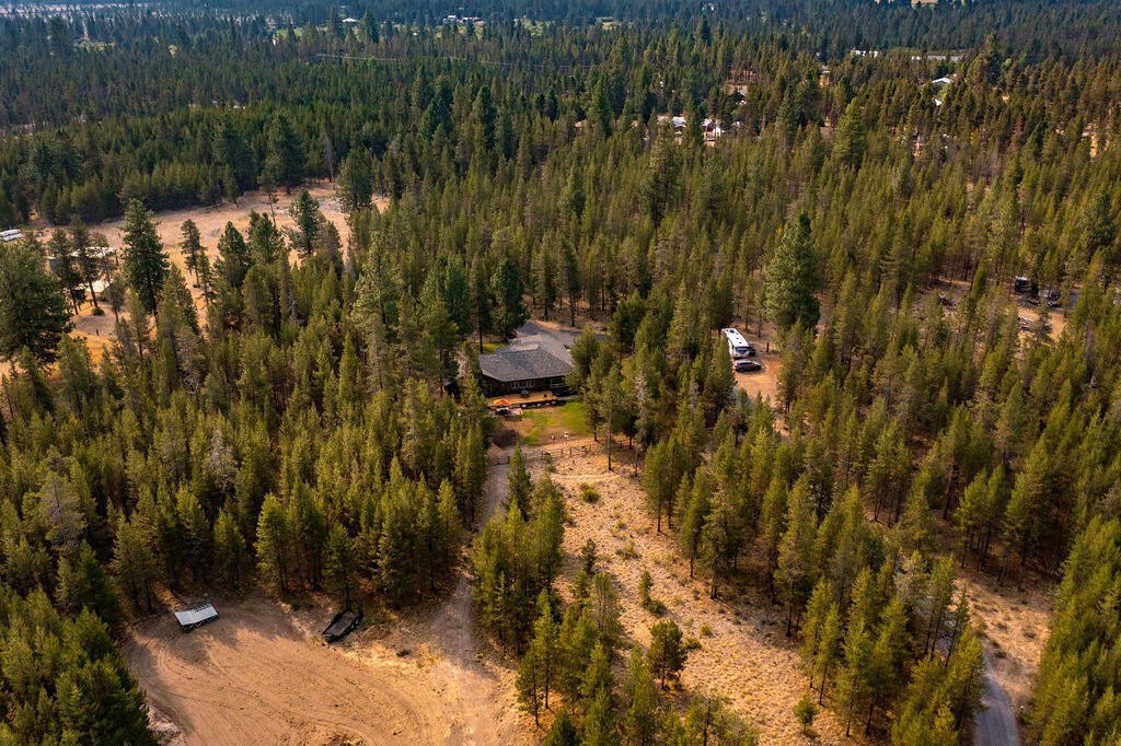 Pinewood Country Est - Residential