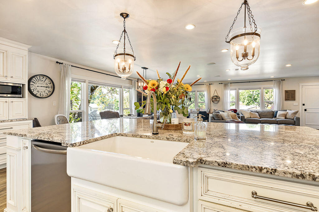 Roseborough Heights - Residential