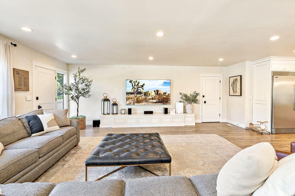 Roseborough Heights - Residential