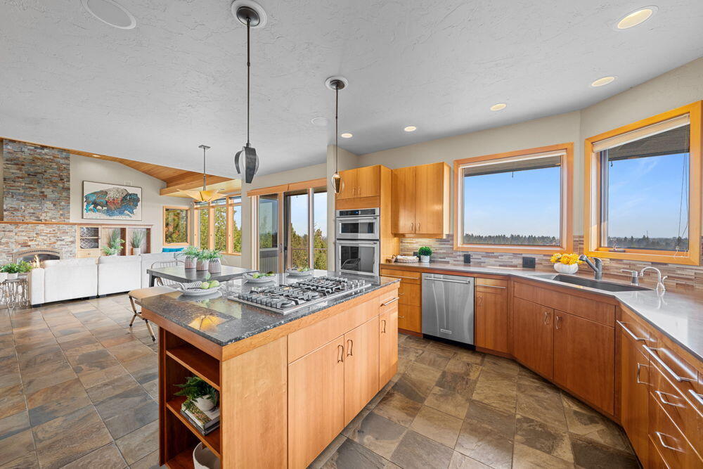 Wyndemere - Residential