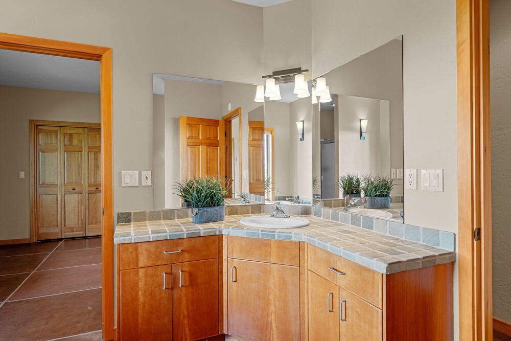 Wyndemere - Residential