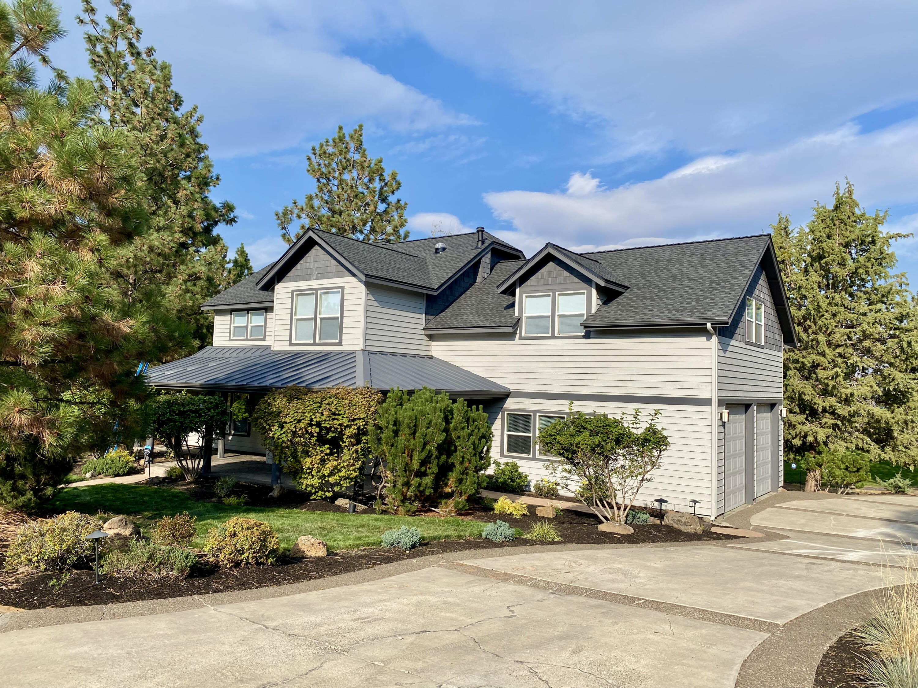 Rivers Edge Village - Residential