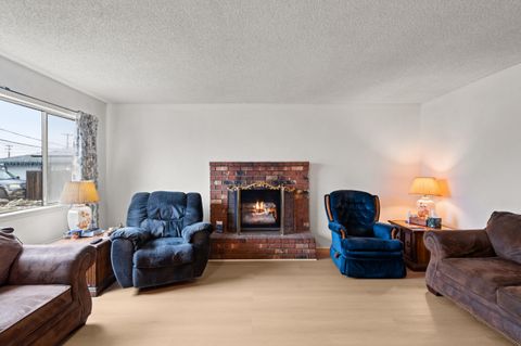 Tiny photo for 2744 Merriman Road, Medford, OR 97501 (MLS # 220212818)