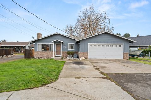 Tiny photo for 2744 Merriman Road, Medford, OR 97501 (MLS # 220212818)
