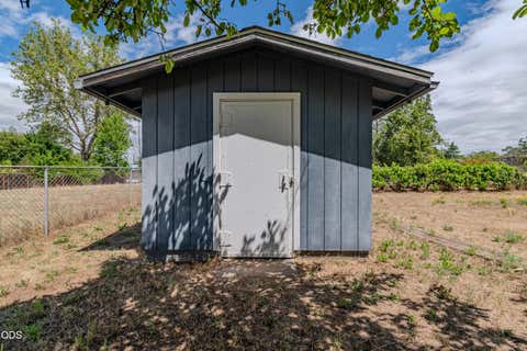 Tiny photo for 1375 Crater Lake Avenue, Medford, OR 97504 (MLS # 220222916)
