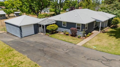 Tiny photo for 1375 Crater Lake Avenue, Medford, OR 97504 (MLS # 220222916)