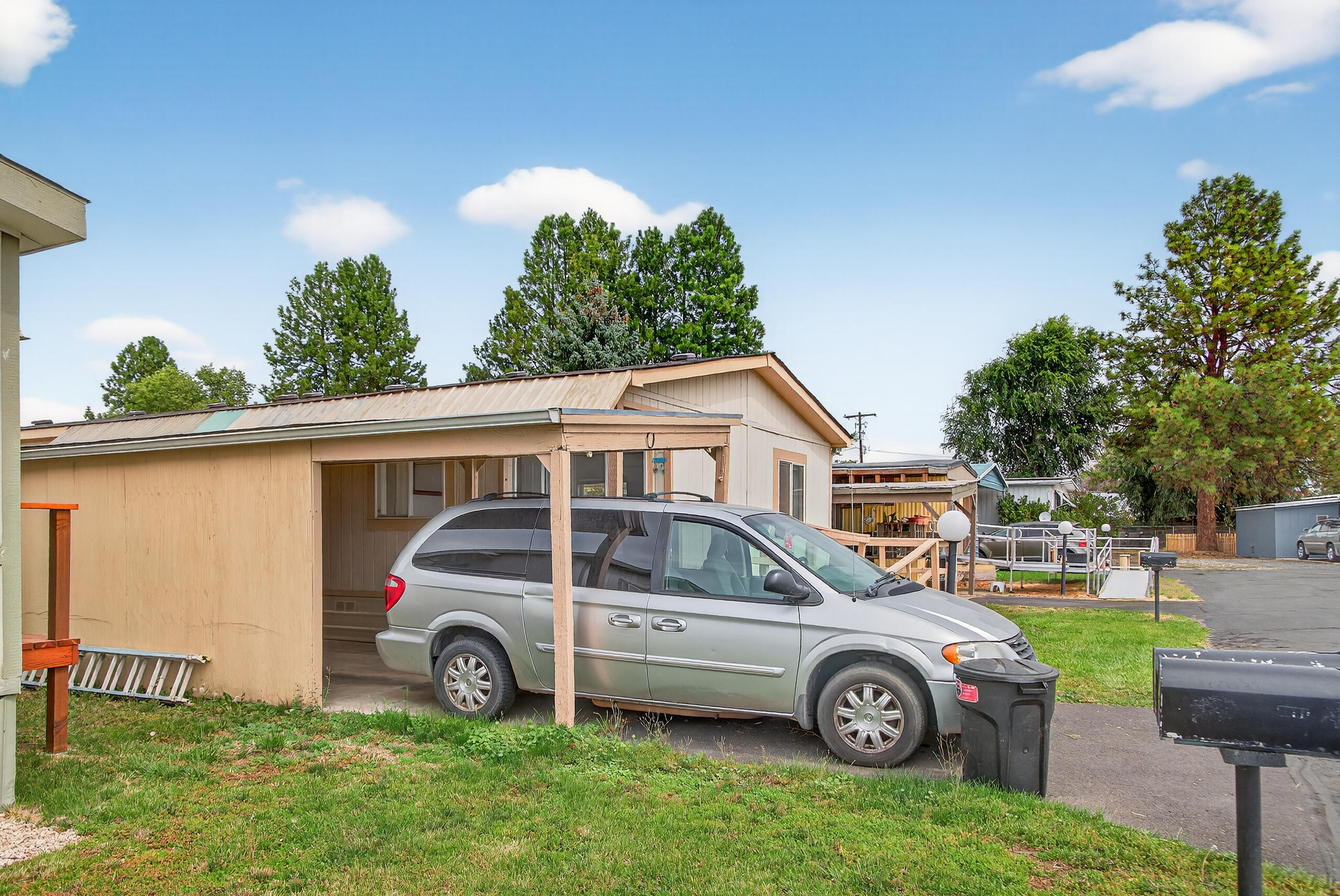 Terrace Mobile Plaza - Residential