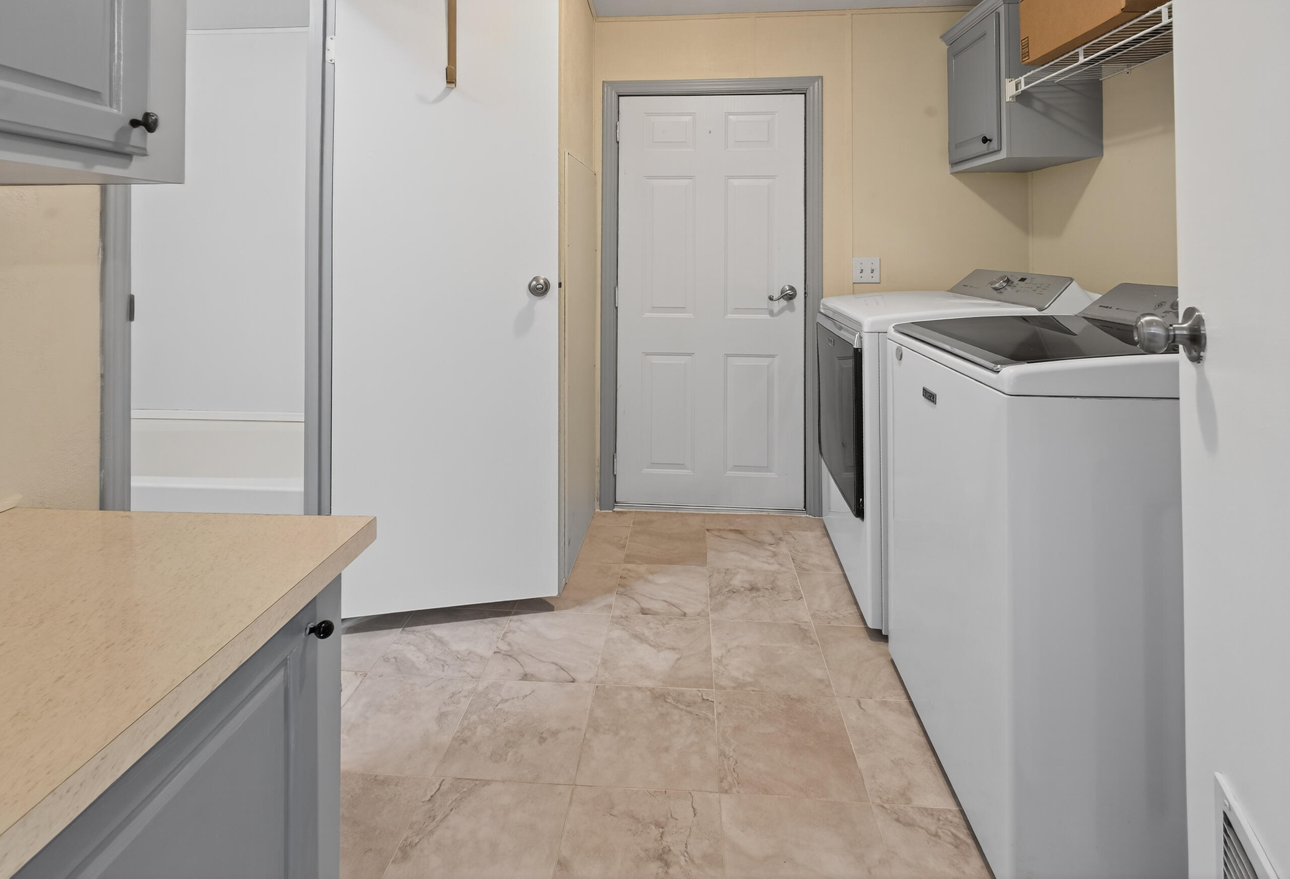 Terrace Mobile Plaza - Residential