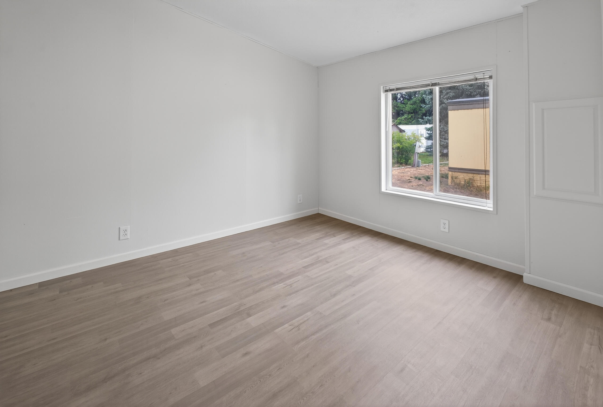 Terrace Mobile Plaza - Residential