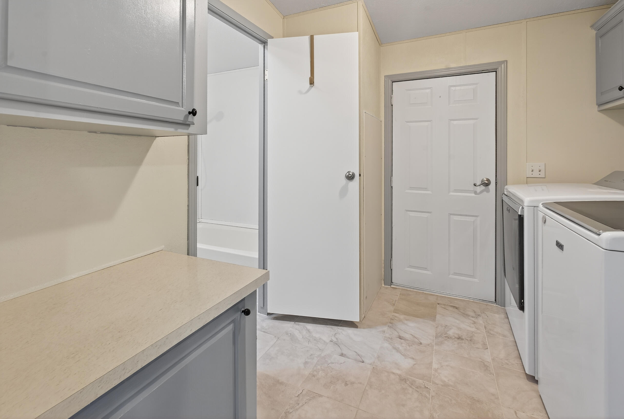 Terrace Mobile Plaza - Residential