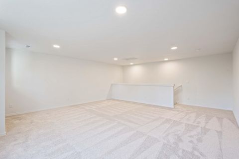 Tiny photo for 70085 Cayuse Drive, Sisters, OR 97759 (MLS # 220212331)