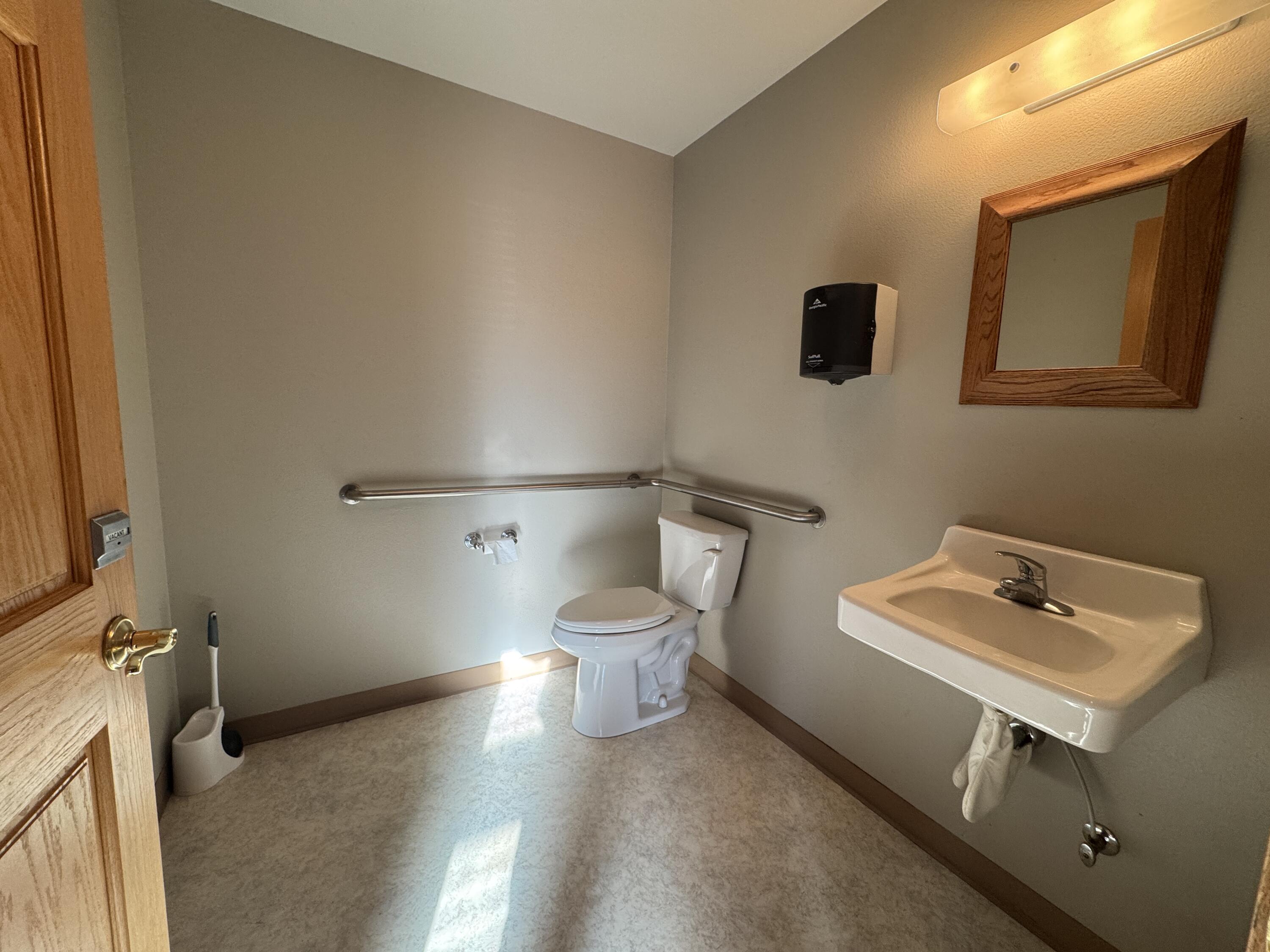 Townsite Of Redmond - Commercial Sale