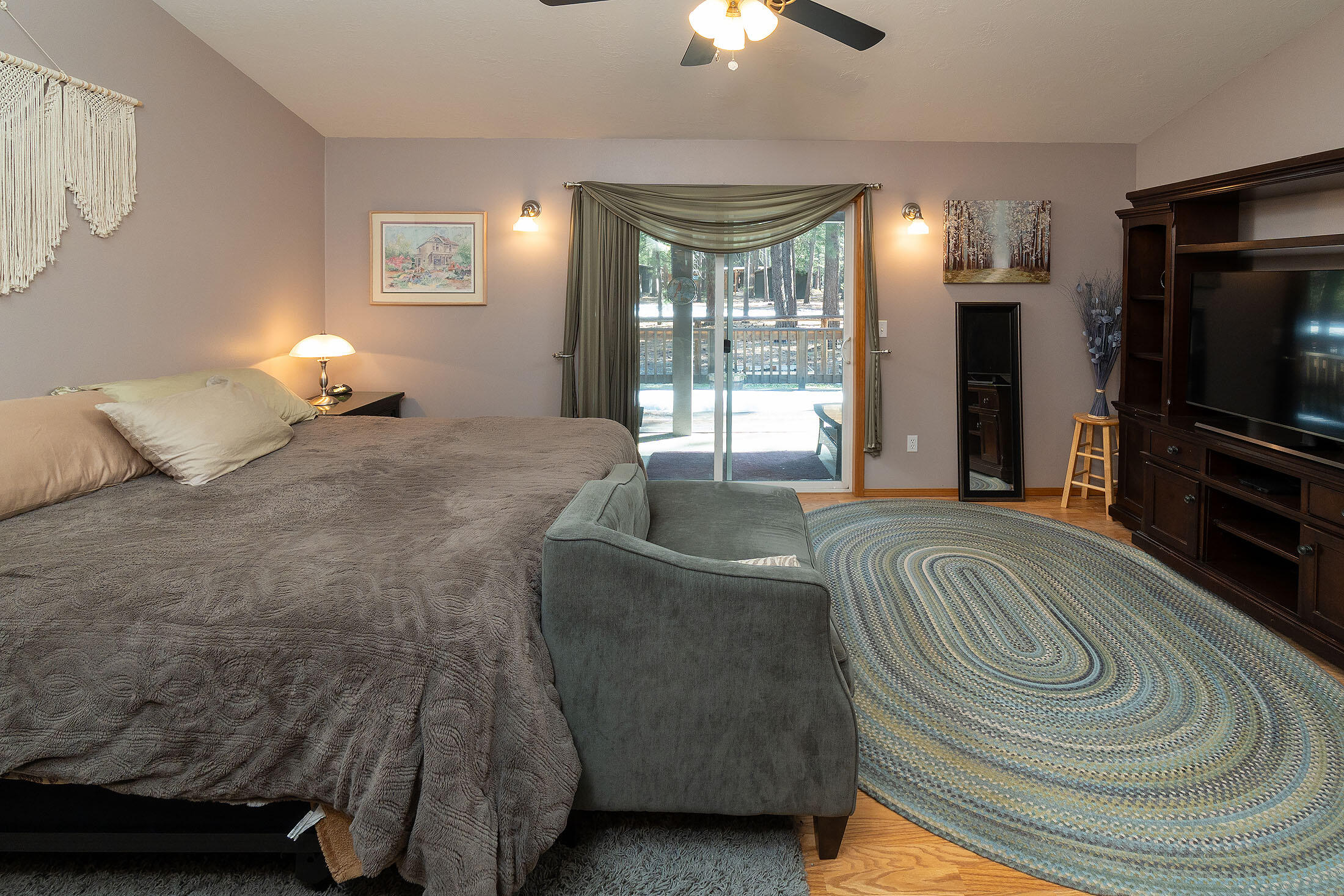 Ponderosa Pines - Residential