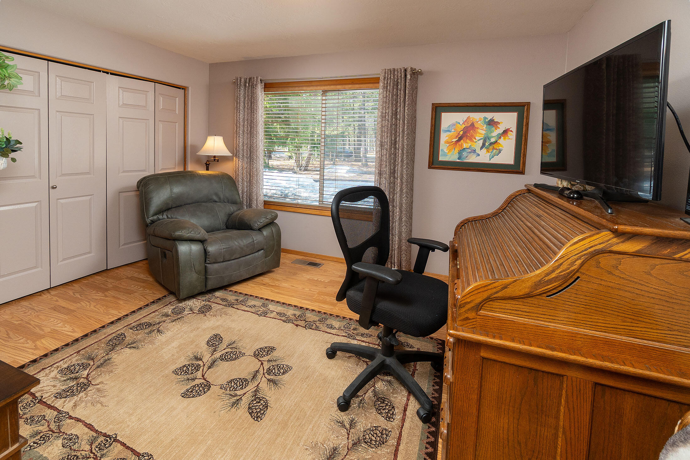 Ponderosa Pines - Residential