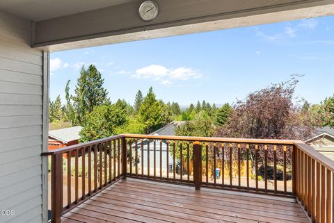 Tiny photo for 3056 NW Craftsman Drive, Bend, OR 97703 (MLS # 220224037)