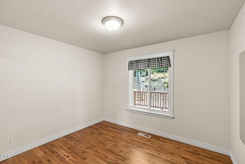 Tiny photo for 3056 NW Craftsman Drive, Bend, OR 97703 (MLS # 220224037)