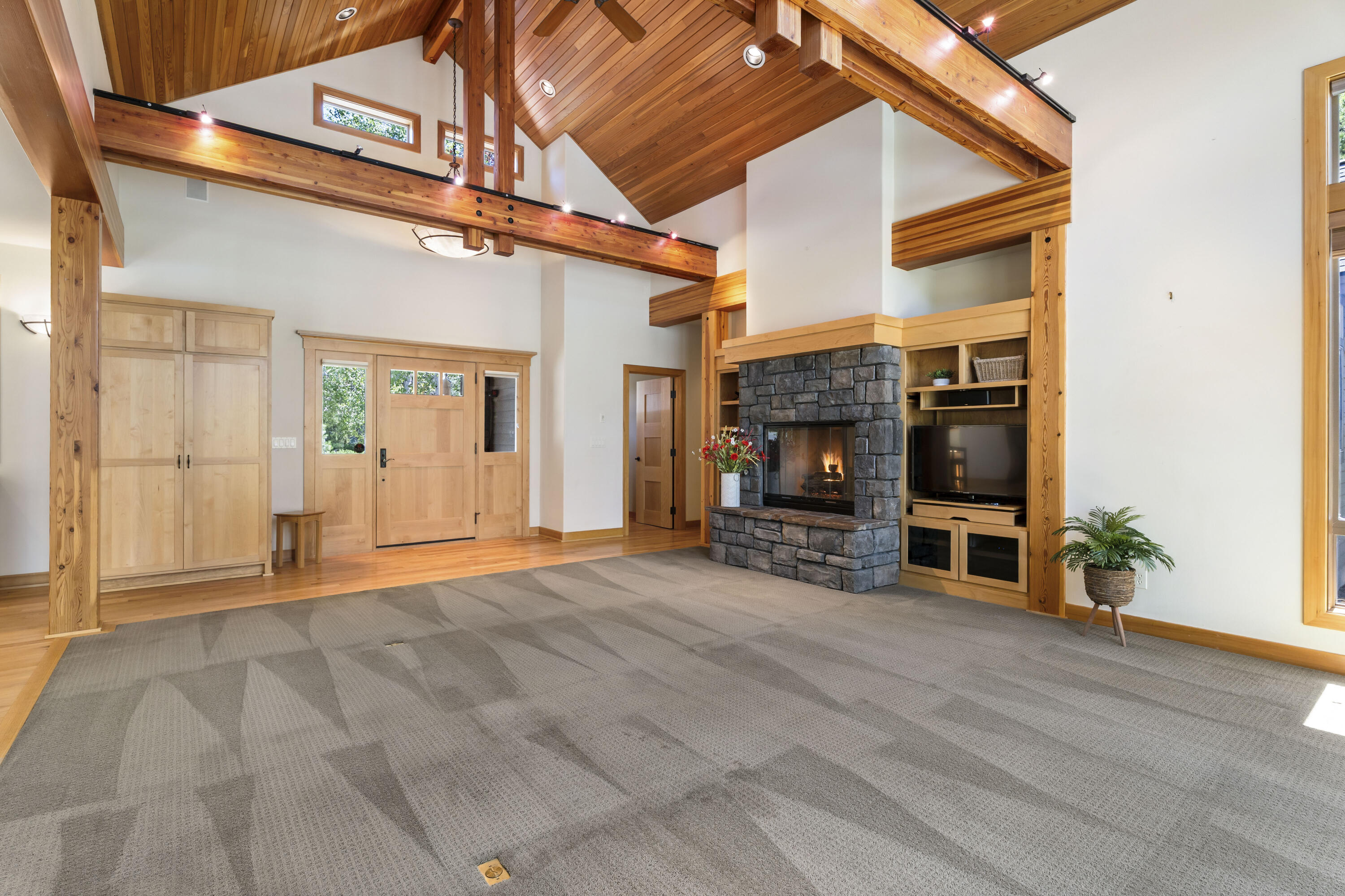 Fairway Point Villag - Residential