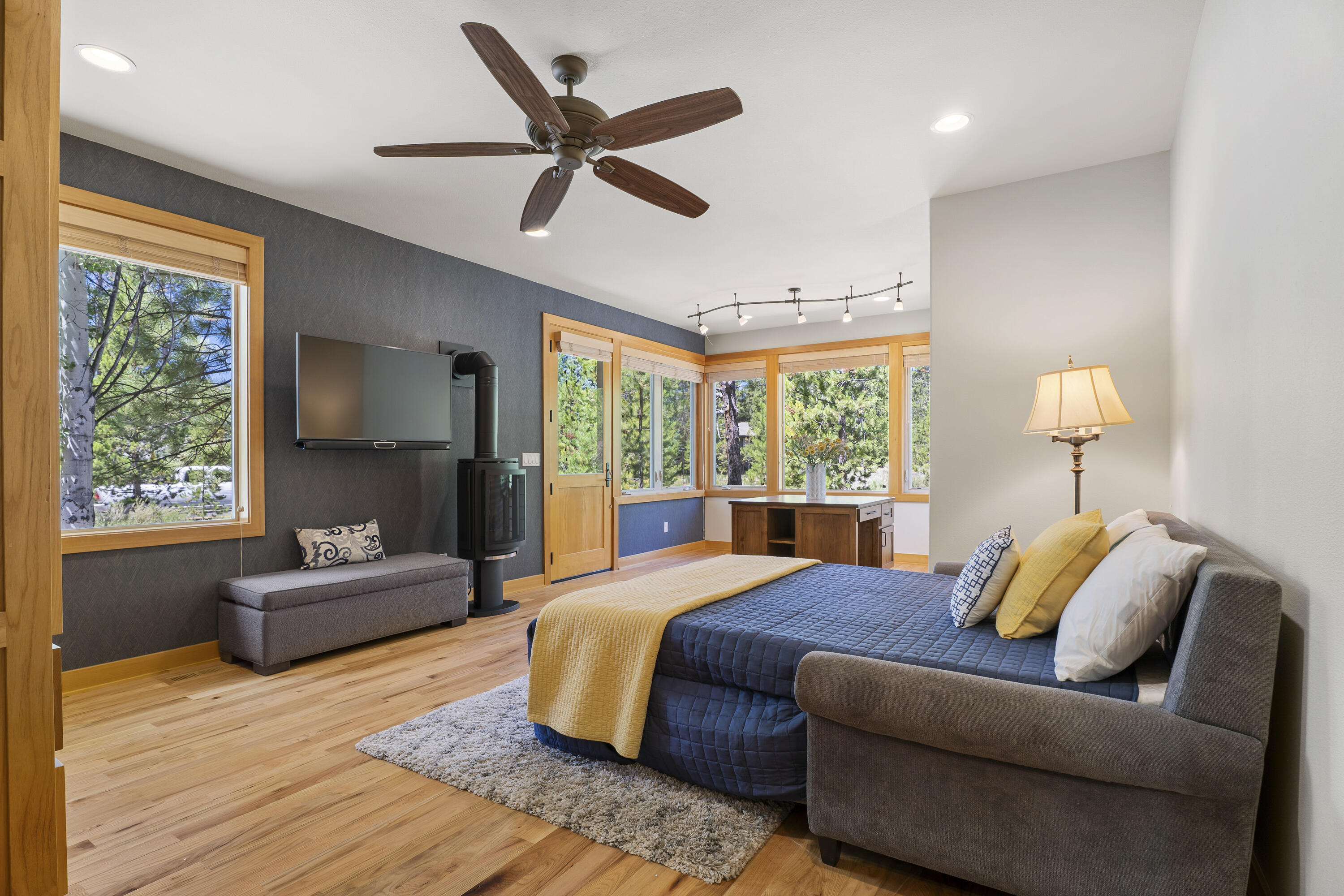 Fairway Point Villag - Residential