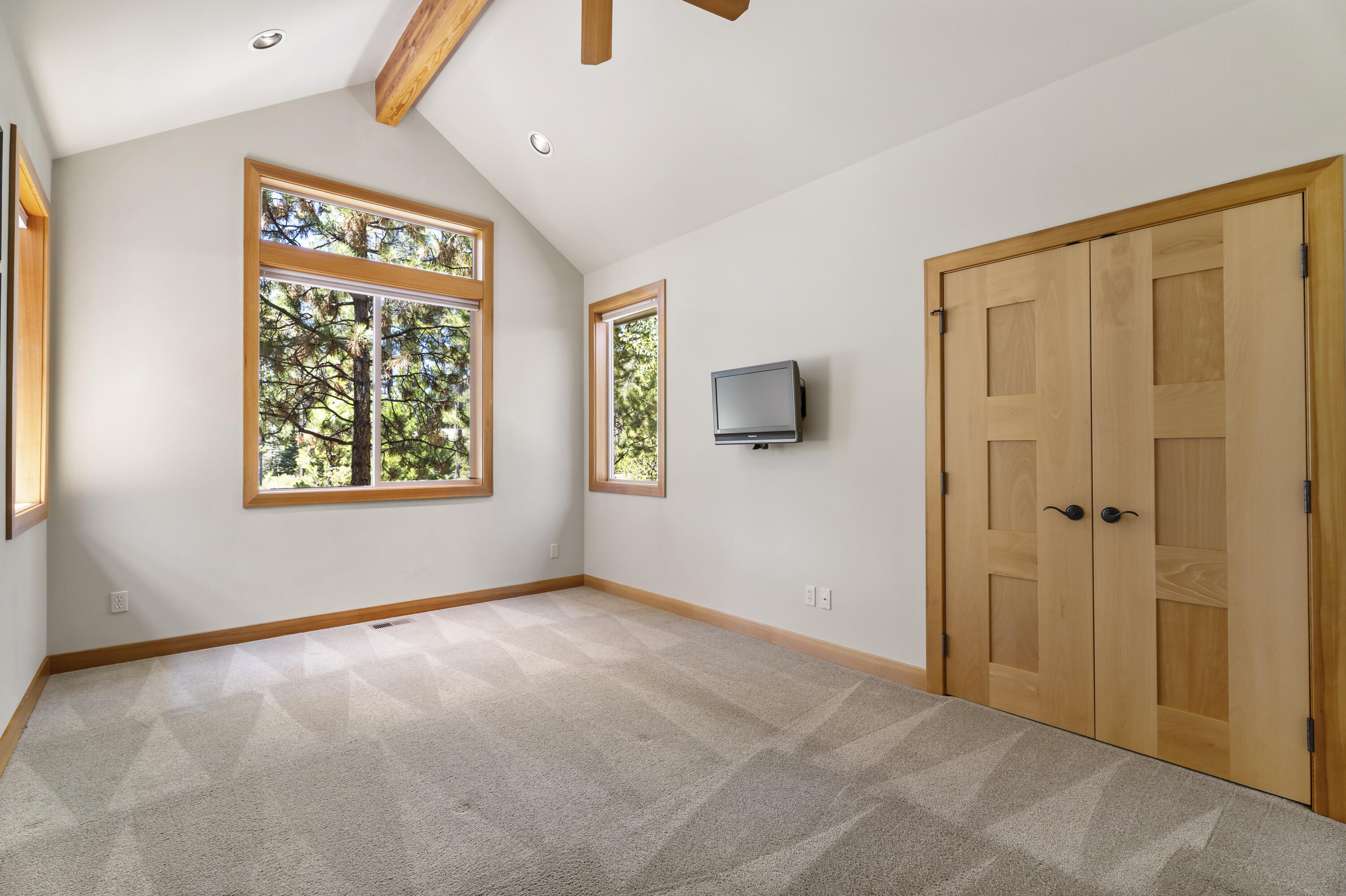 Fairway Point Villag - Residential