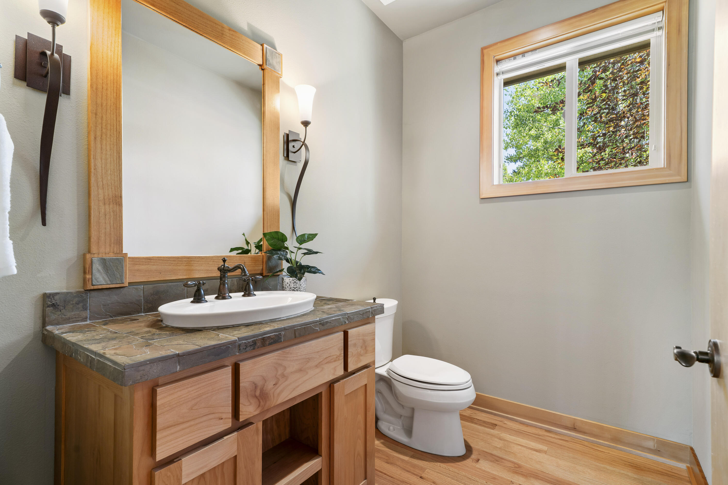 Fairway Point Villag - Residential