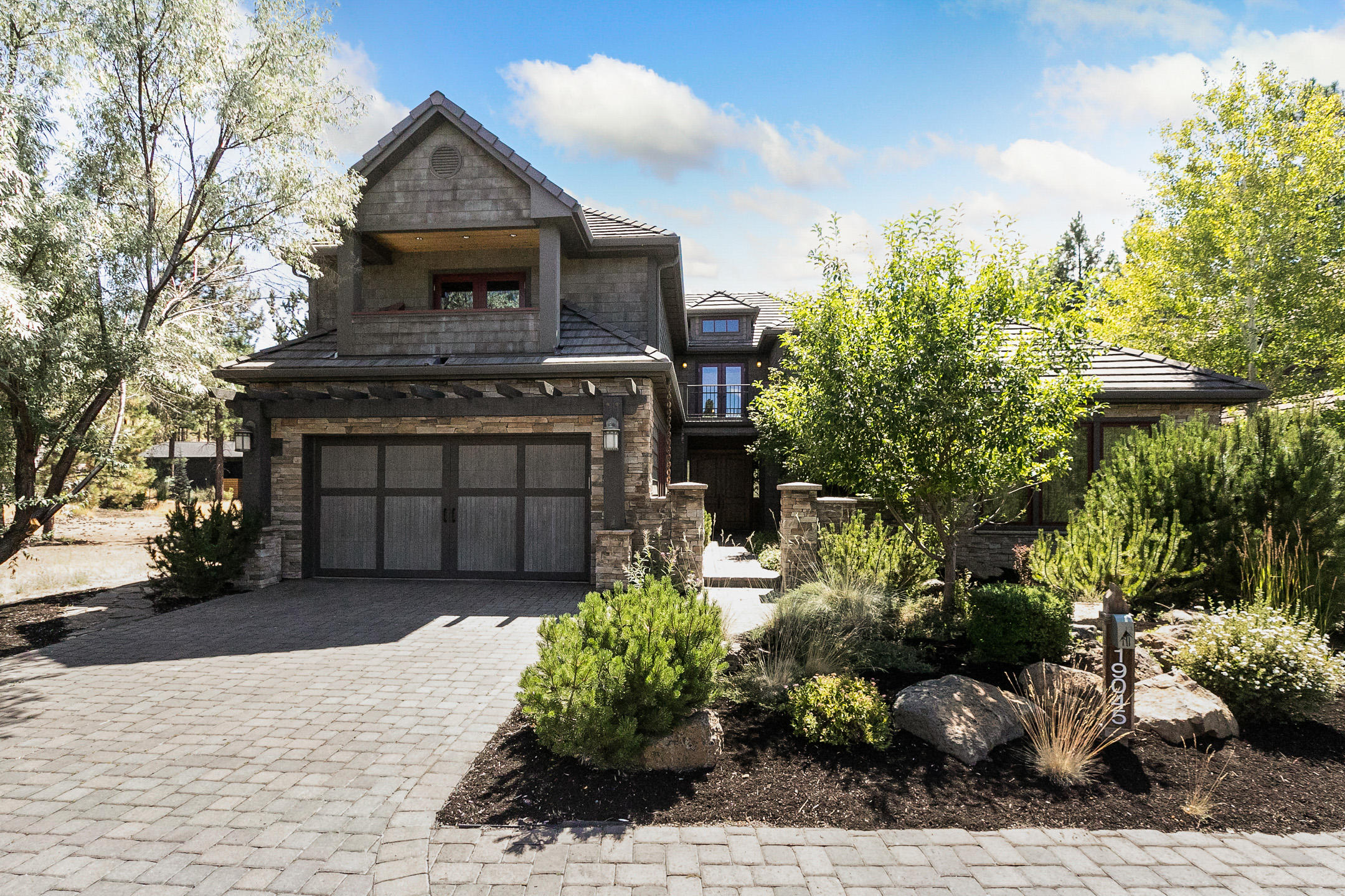 Three Pines - Residential