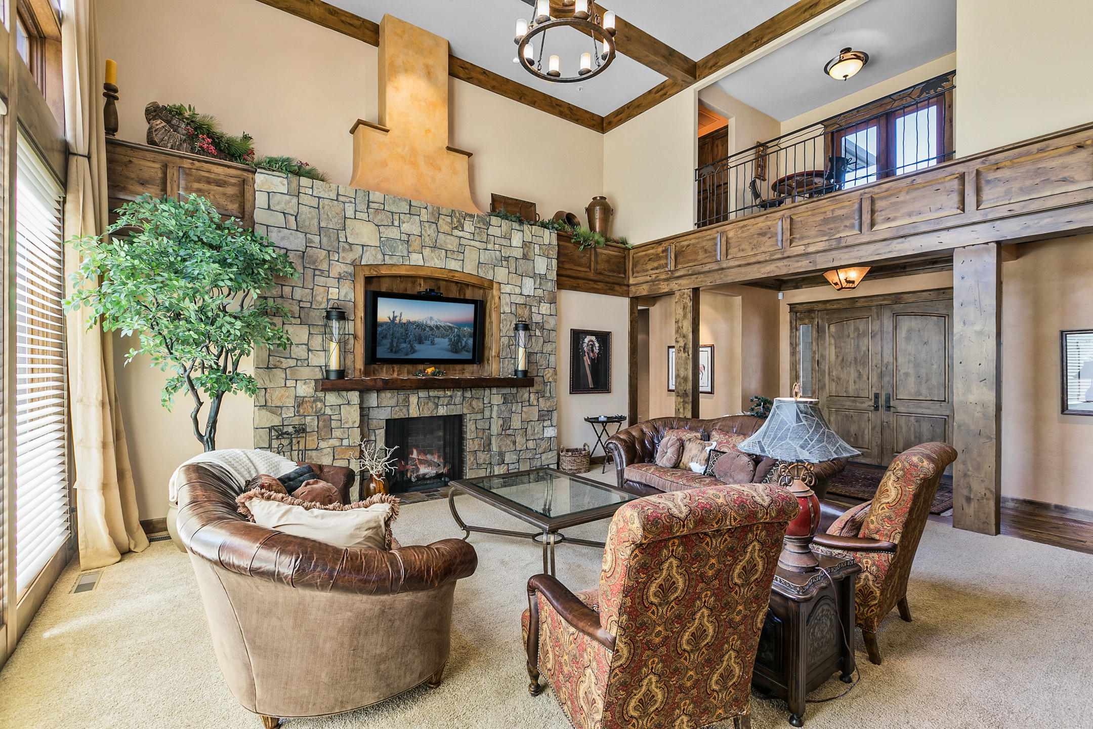 Three Pines - Residential