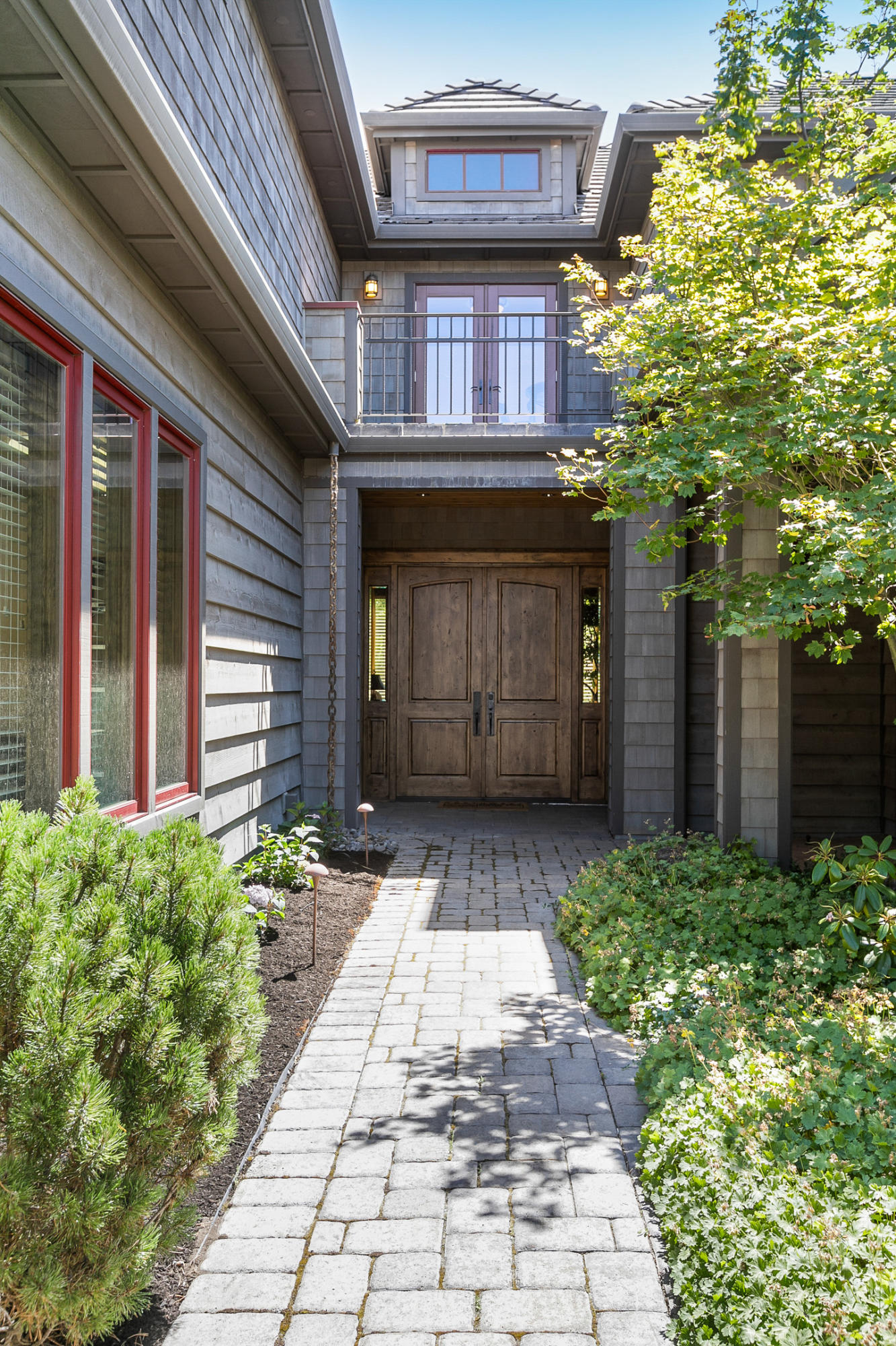 Three Pines - Residential