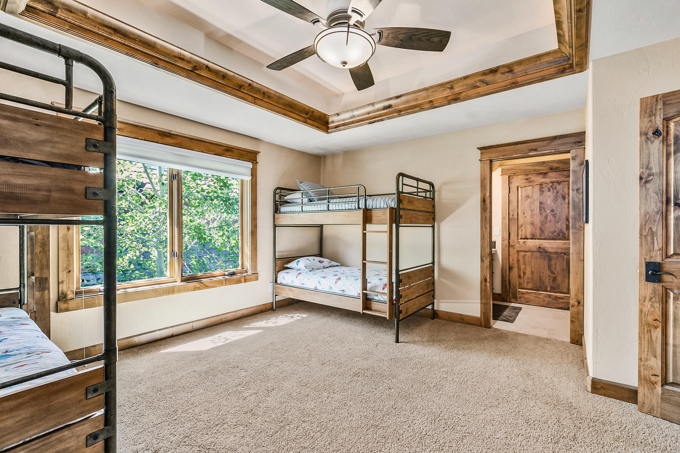 Three Pines - Residential