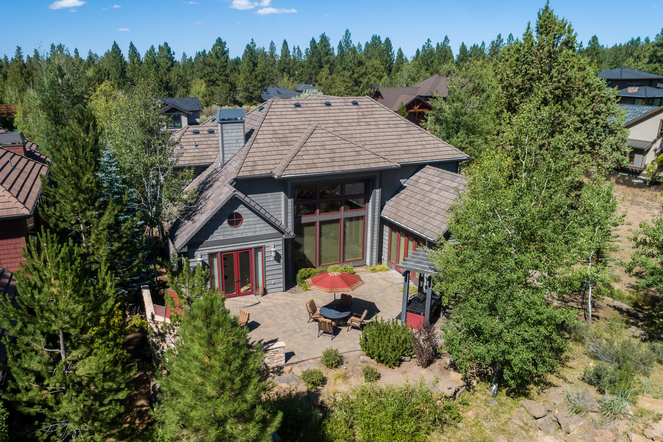 Three Pines - Residential