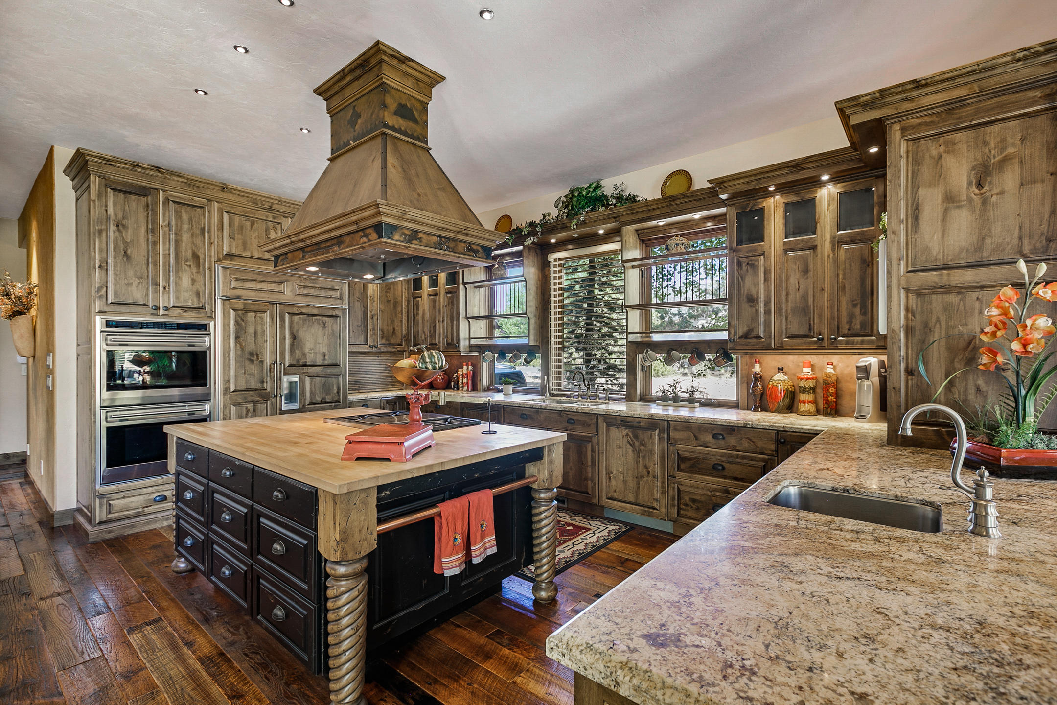 Three Pines - Residential