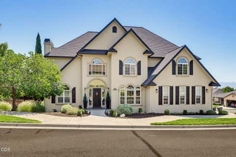 Photo of 4300 Evening Ridge Terrace, Medford, OR 97504 (MLS # 220226602)