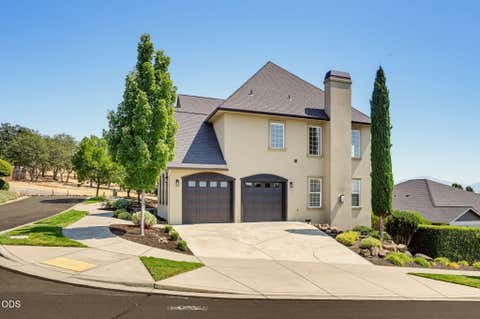 Tiny photo for 4300 Evening Ridge Terrace, Medford, OR 97504 (MLS # 220226602)