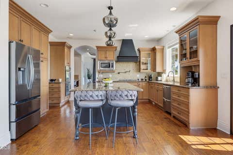 Tiny photo for 4300 Evening Ridge Terrace, Medford, OR 97504 (MLS # 220226602)