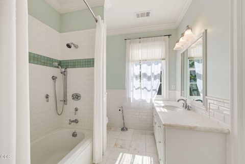 Tiny photo for 4244 Griffin Creek Road, Medford, OR 97501 (MLS # 220223748)
