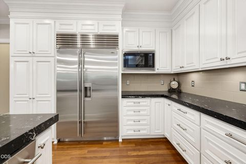 Tiny photo for 4244 Griffin Creek Road, Medford, OR 97501 (MLS # 220223748)