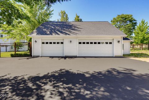 Tiny photo for 4244 Griffin Creek Road, Medford, OR 97501 (MLS # 220223748)
