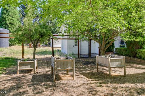 Tiny photo for 4244 Griffin Creek Road, Medford, OR 97501 (MLS # 220223748)