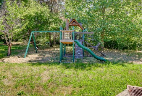 Tiny photo for 4244 Griffin Creek Road, Medford, OR 97501 (MLS # 220223748)