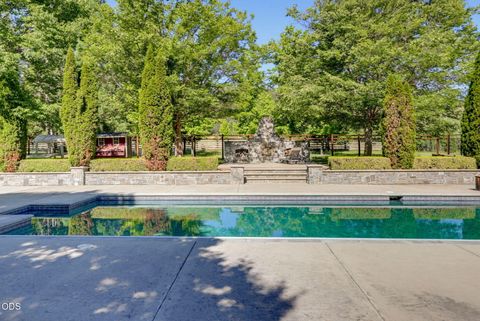 Tiny photo for 4244 Griffin Creek Road, Medford, OR 97501 (MLS # 220223748)